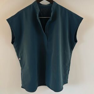 Figs Rafaela Scrub Top in Caribbean Blue - L